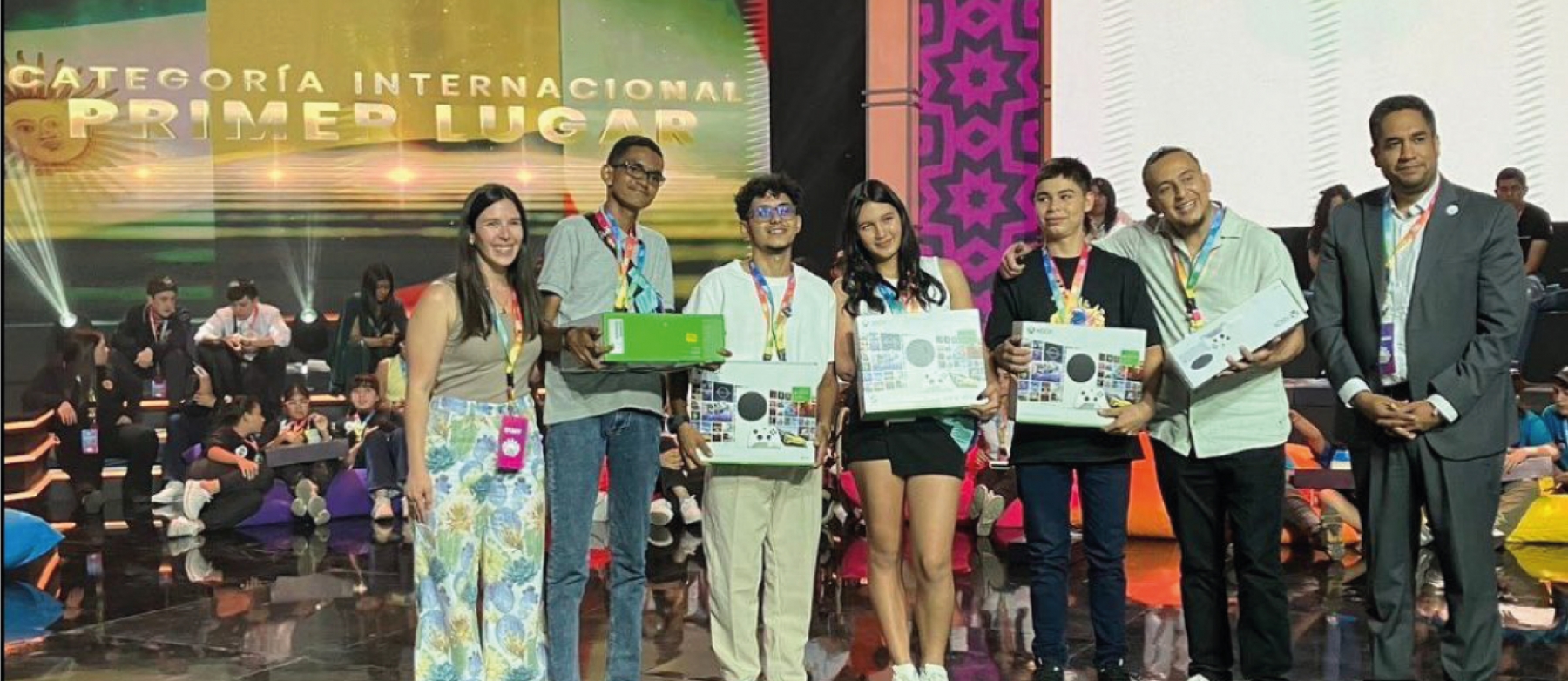 &quot;TheHandBro” La solución innovadora de los jóvenes participantes de UnLab 4.0 gana primer puesto en concurso de innovación internacional.